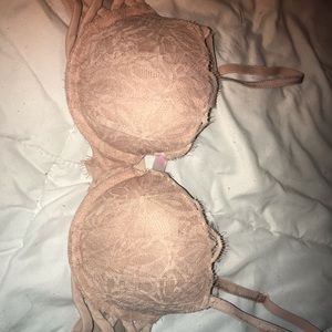 Victoria’s Secret PINK date lace bra